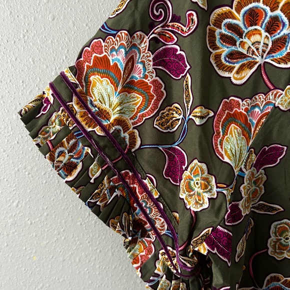 Democracy Multicolor Floral Blouse - Picture 5 of 8